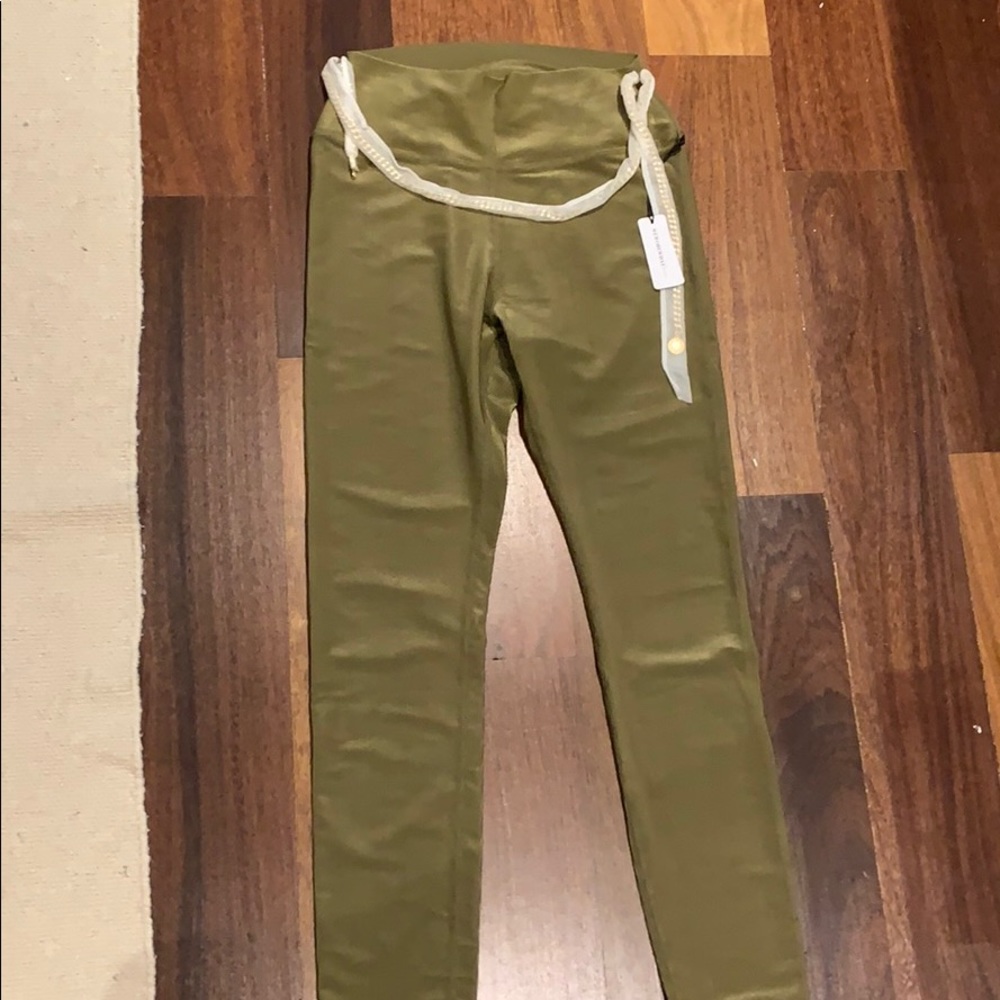 Weworewhat active leggings